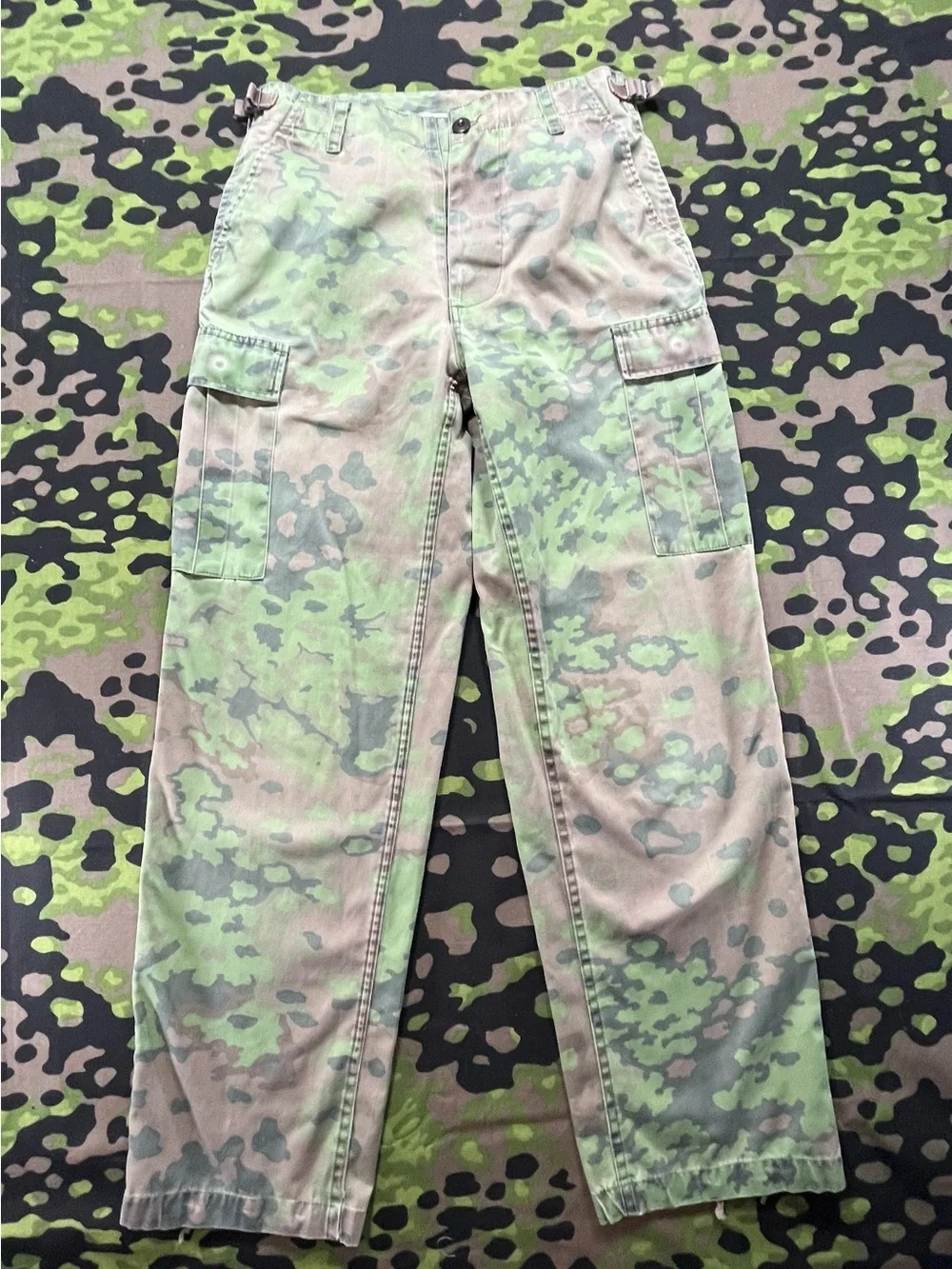 GERMAN WW2 CAMOUFLAGE WEHRMACHT EICHENTARN OAKLEAF CAMO pants by Mil Tech